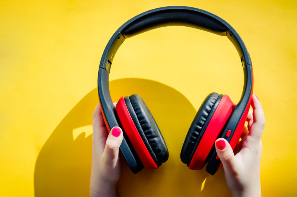 circum aural